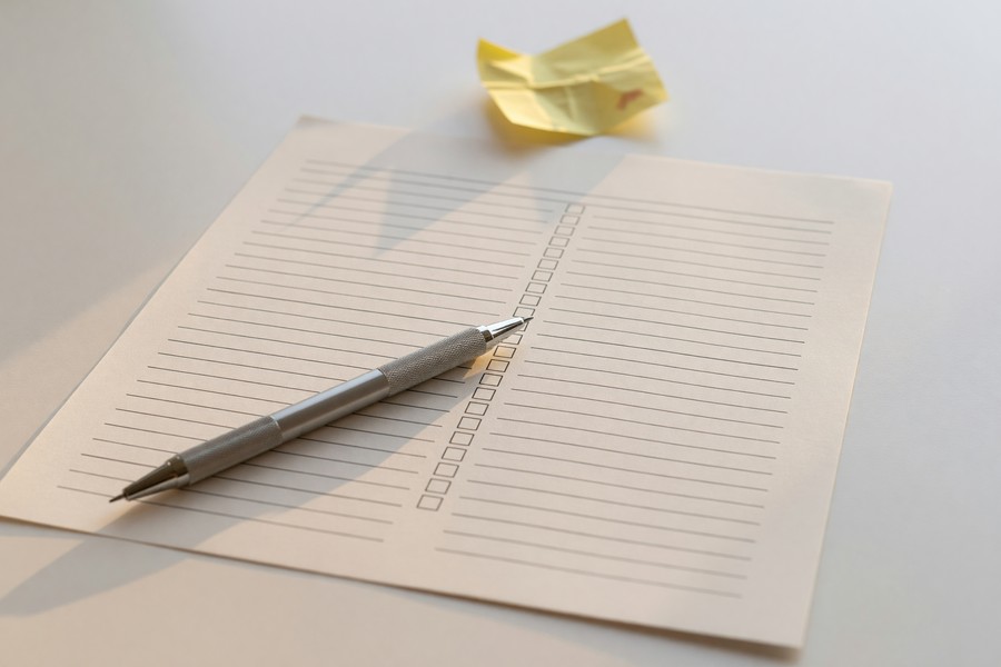 Comparison chart of free tax filing options and their supported income types