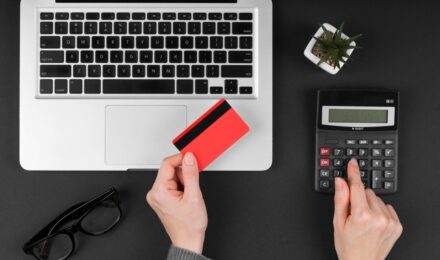 Calculator showing credit card APR calculation with prime rate and issuer margin